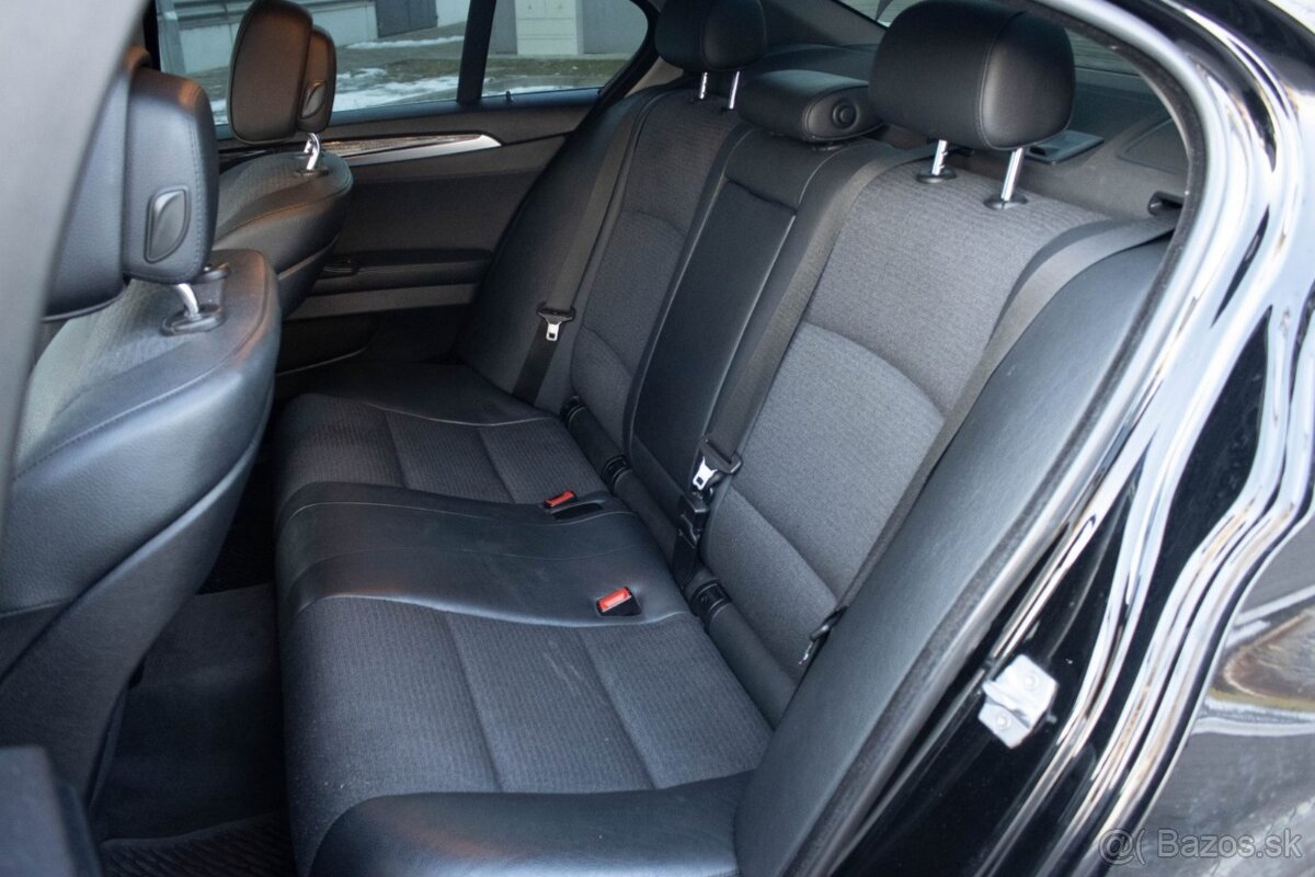 BMW Rad 5 525D xDrive 160kW AT/8 2013 - 16