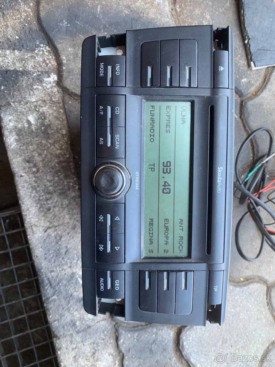 Predám autorádia originál vw škoda aj s kódom - 16