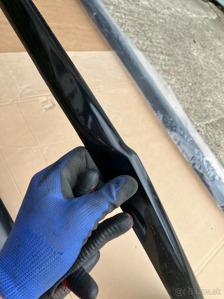 spojlery skoda rapid paket spoiler prahy - 16