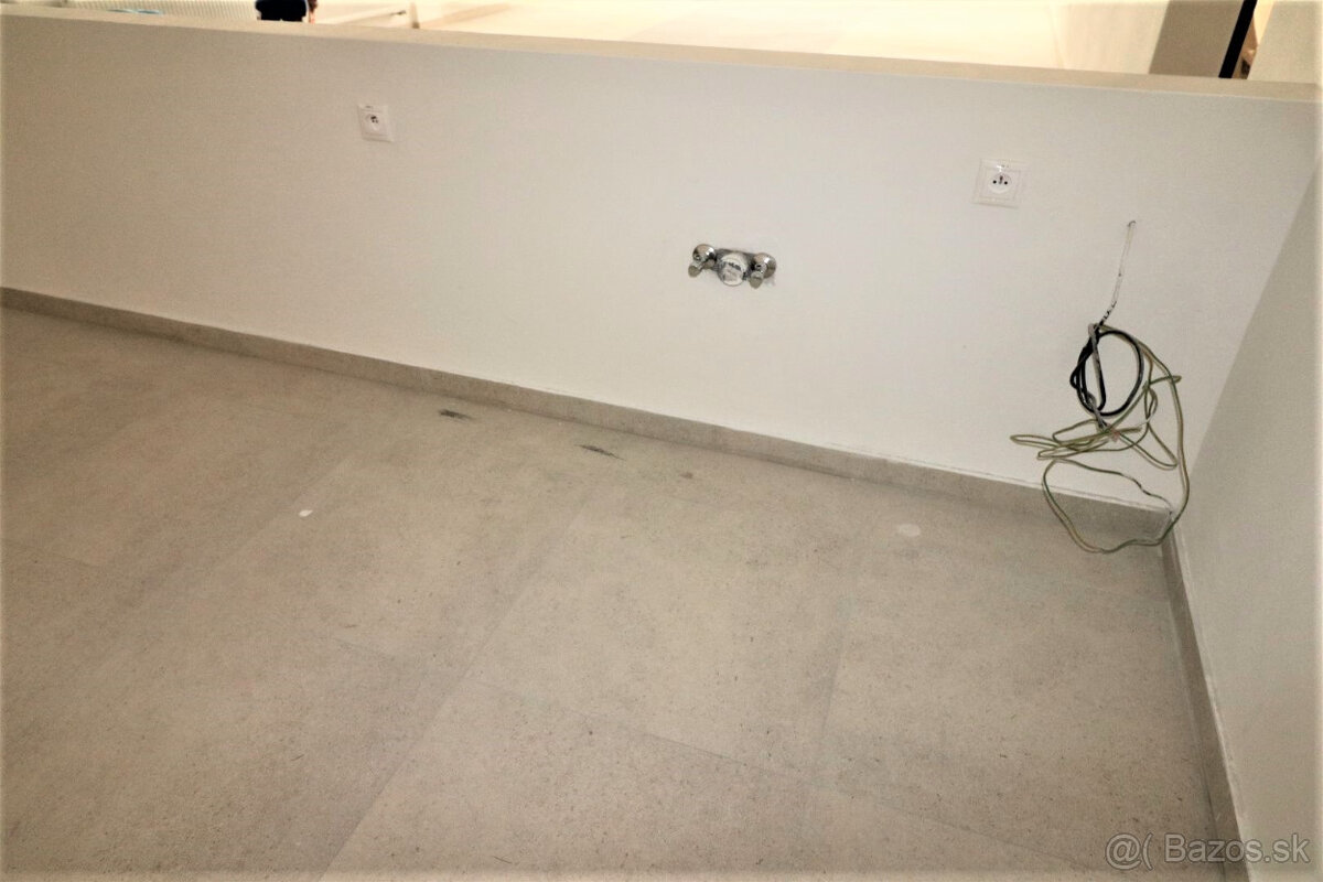Prenájom priestoru 138 m2 na rôzne účely Bytčická ulica - 16