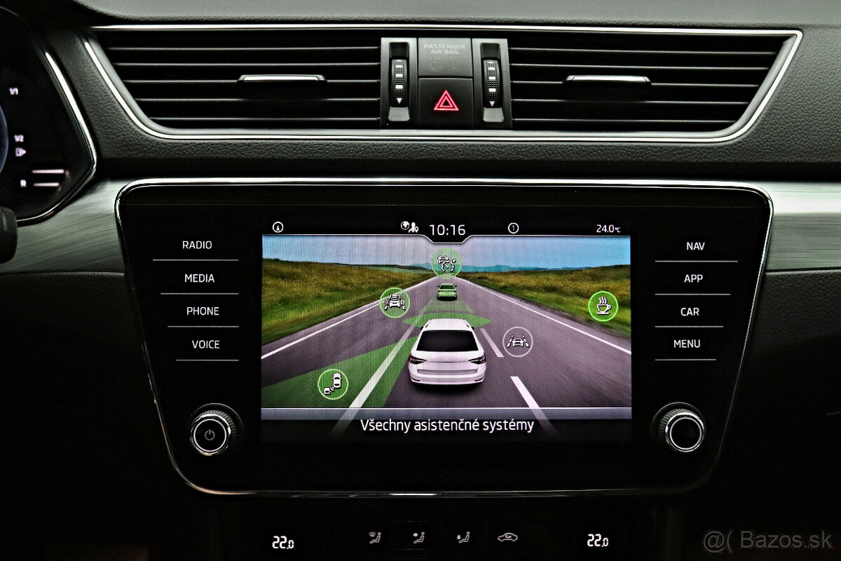 Škoda Superb Combi 2.0 TDI SCR Executive DSG - 16