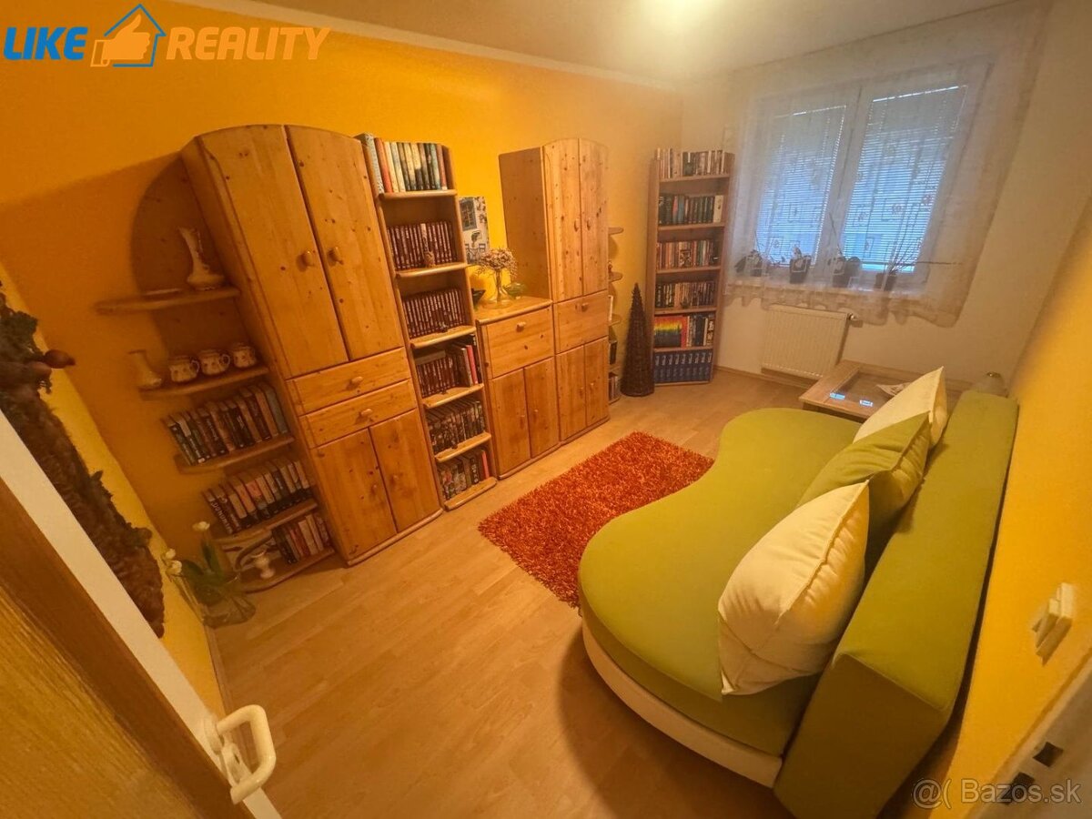 EXKLUZÍVNE:PREDAJ 4-IZBOVY BYT S 2 BALKÓNMI + (GARÁŽ-PARKOVA - 16