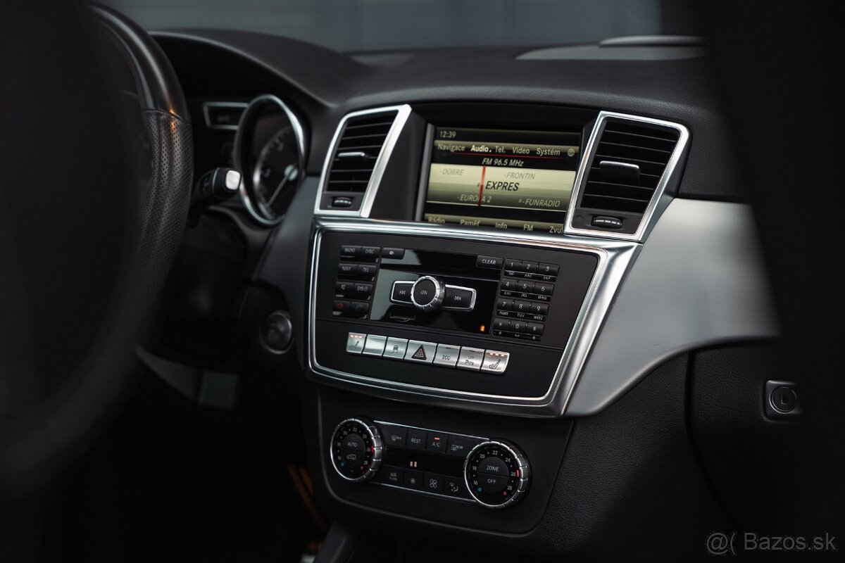 Mercedes-Benz ML 250 Bluetec 4Matic Bang&Olufsen - 16