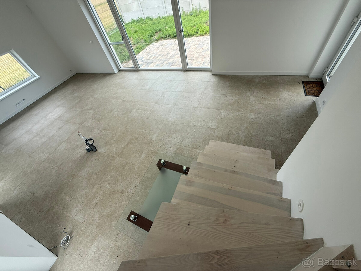 Na predaj 4-izbový dom / poschodový / vo vybavení ŠTANDARD - 16