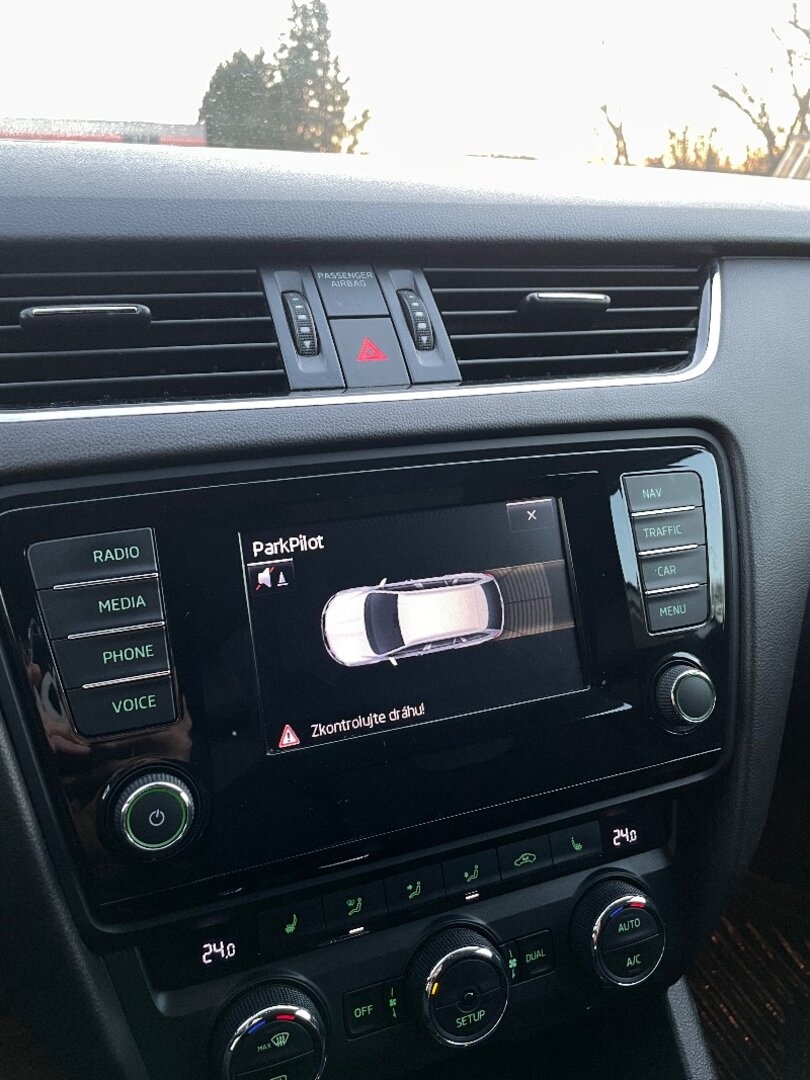 Škoda Octavia combi 2.0 tdi LK DSG - 16