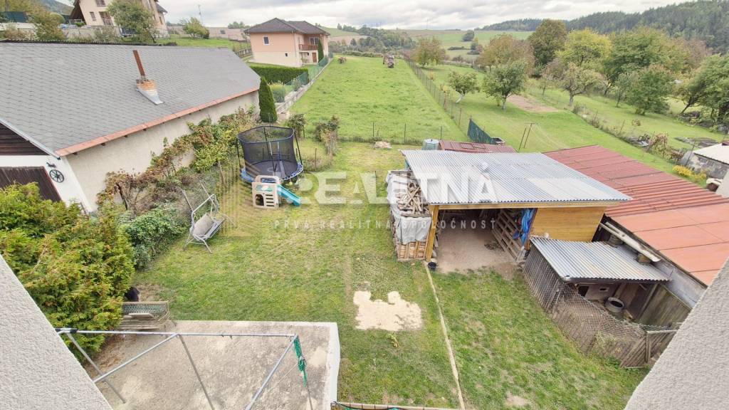 POSCHODOVÝ RODINNÝ DOM V PODKONICIACH, 300M2 - 16