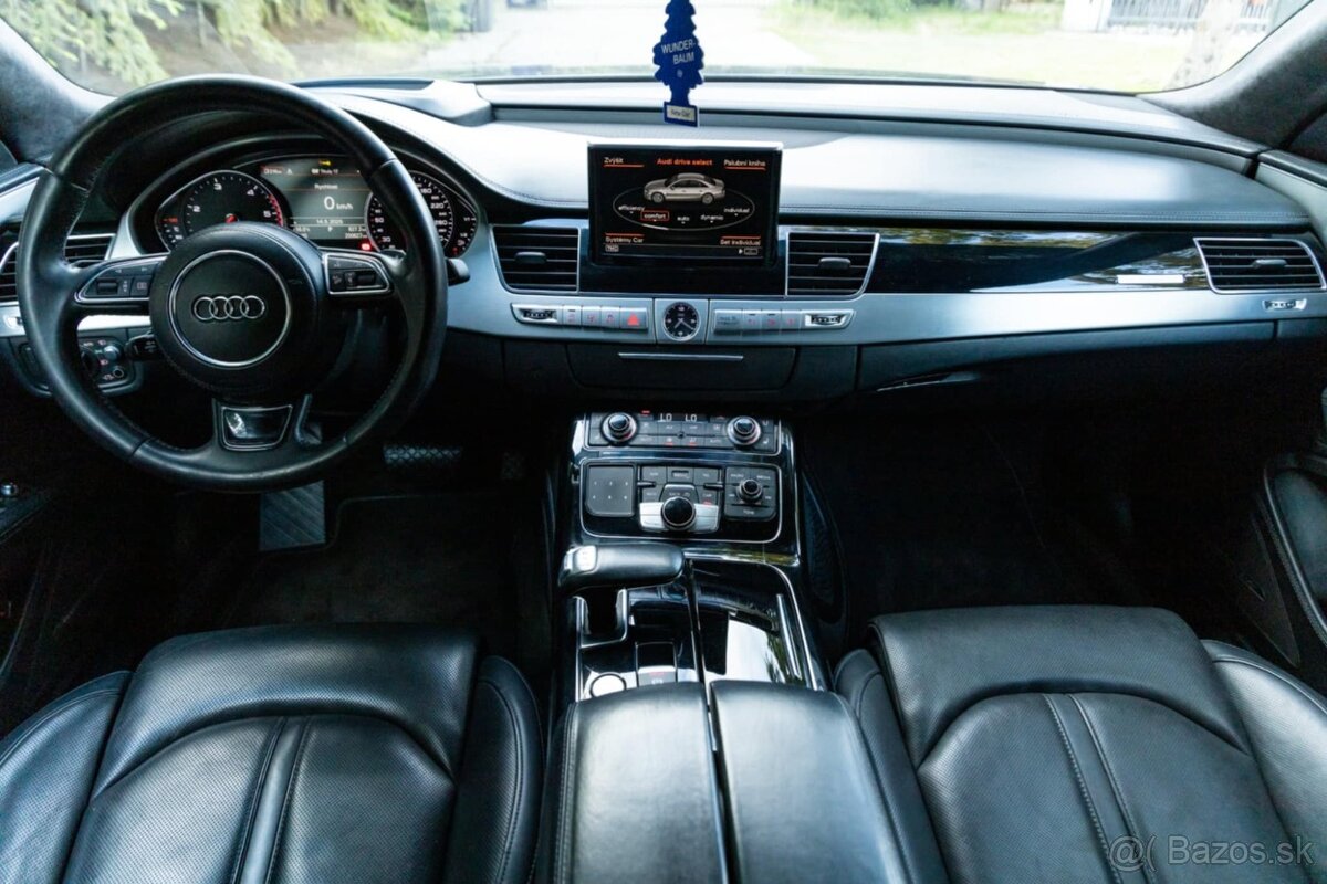 PREDÁM AUDI A8 LONG V8 QUATTRO 385PS R.V.12/2024 - 16