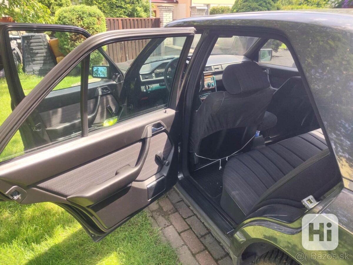 MERCEDES BENZ 124 230e rok 1987 - 16