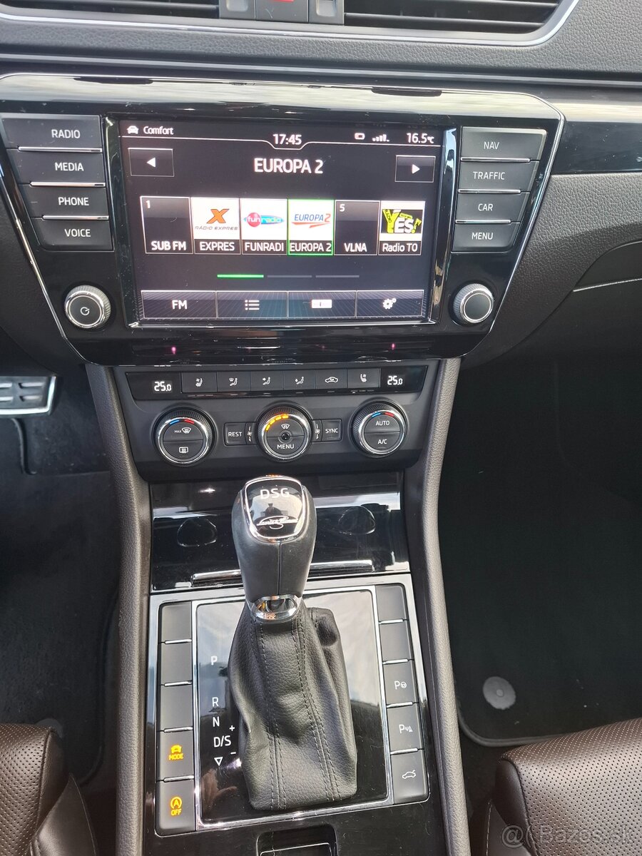 Škoda Superb 3 Combi Laurin & Klement 2.0 TDI - 16
