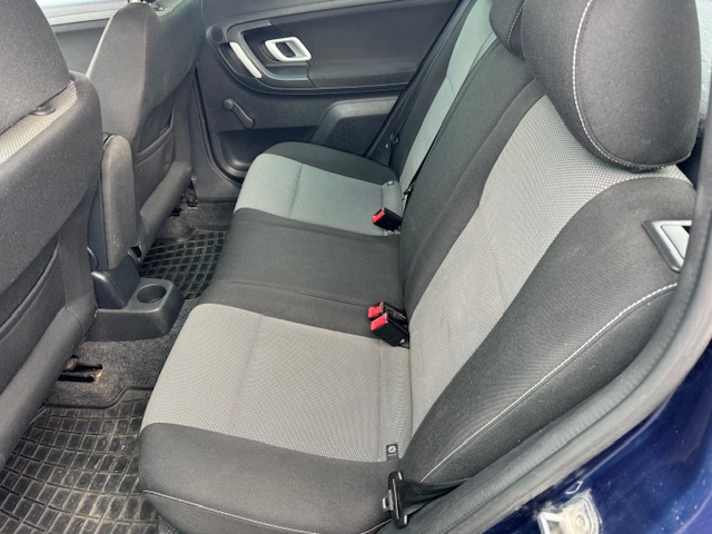 Škoda Fabia 1.2 HTP 12V Ambiente - 16