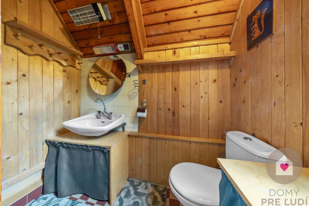 LÁB - PIESKOVŇA - 3 podlažná chata 2 min chôdze od jazera - 16