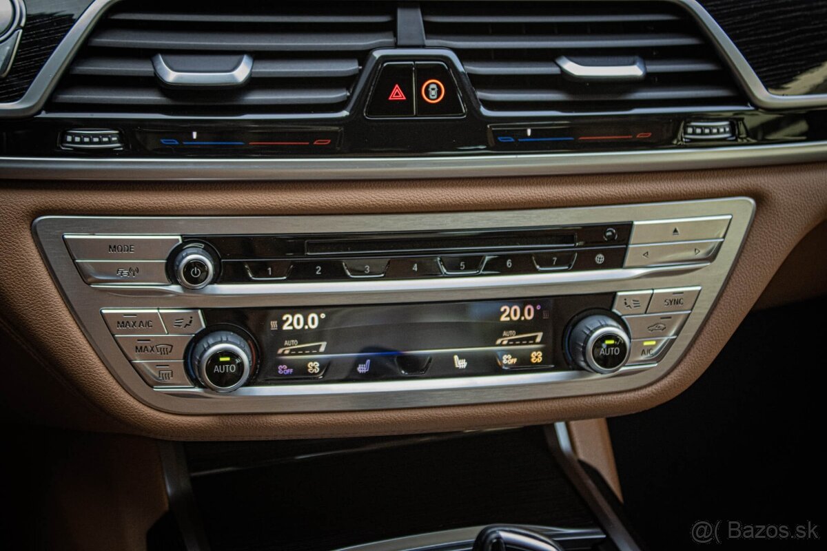 BMW Rad 7 730d xDrive A/T - 16