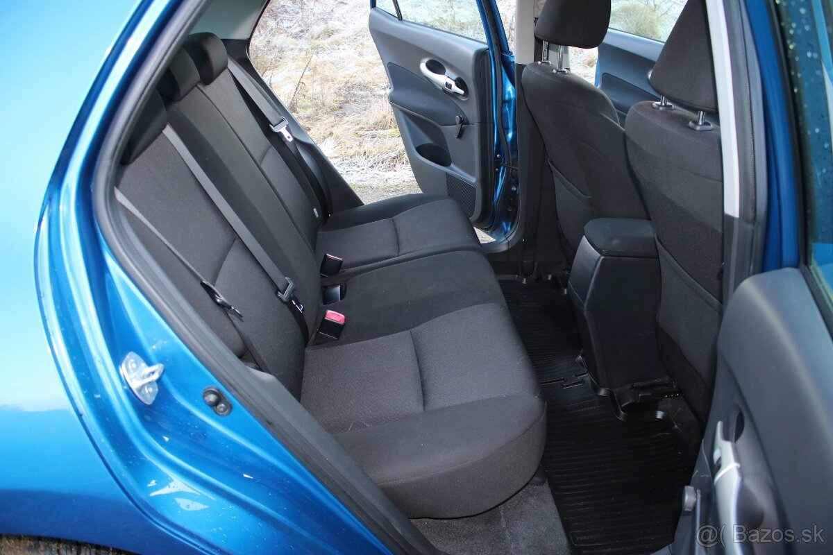 Toyota Auris 1,3i benzín - 16