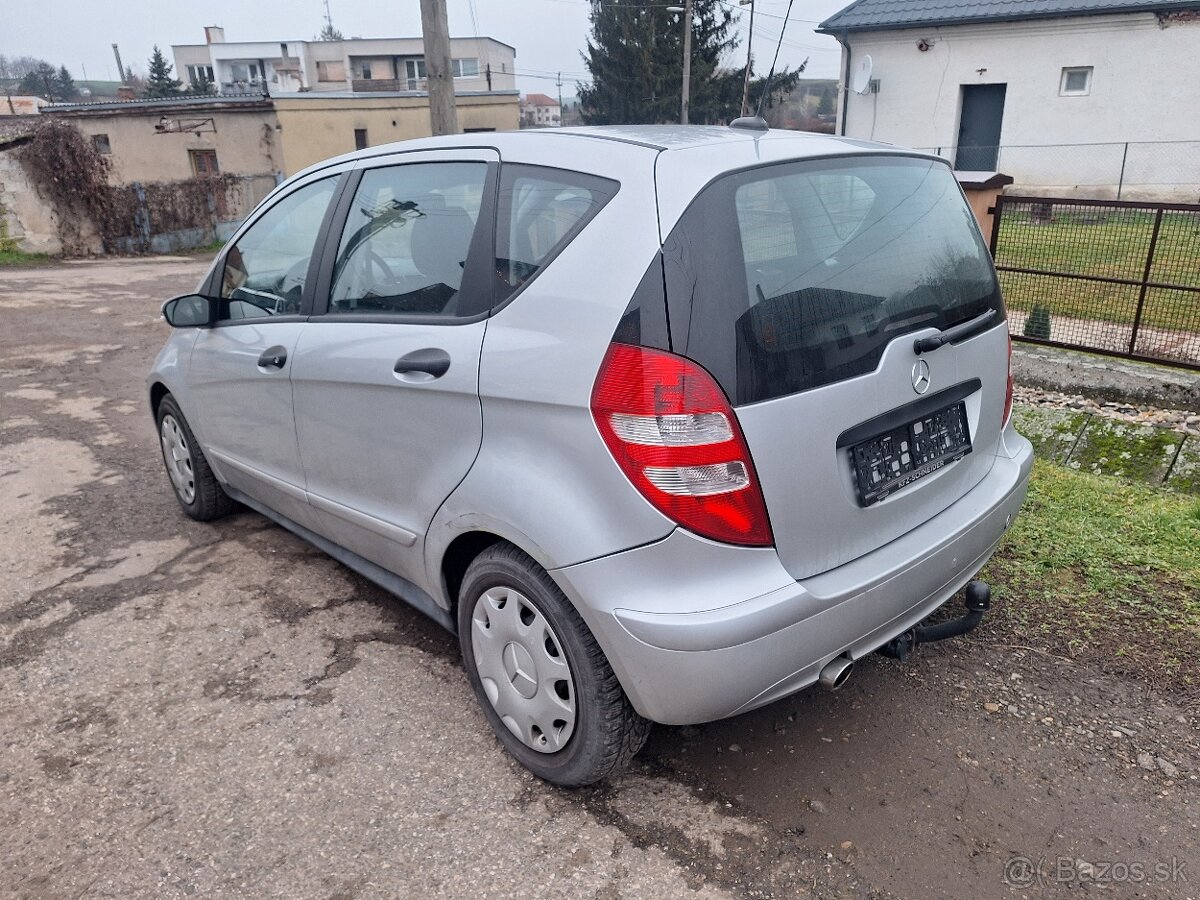 MERCEDES A 2.0 DIESEL AUTOMAT KLÍMA ŤAŽNÉ - 16