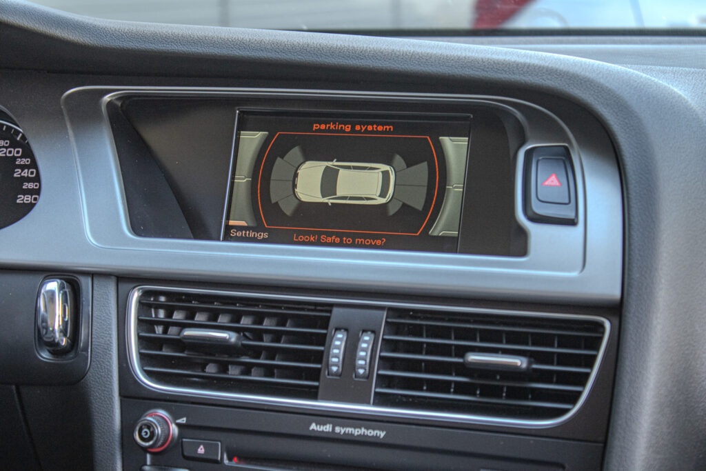 AUDI A4 AVANT 3.0 TDI V6 QAUTTRO 176KW 194 000 Km - 16