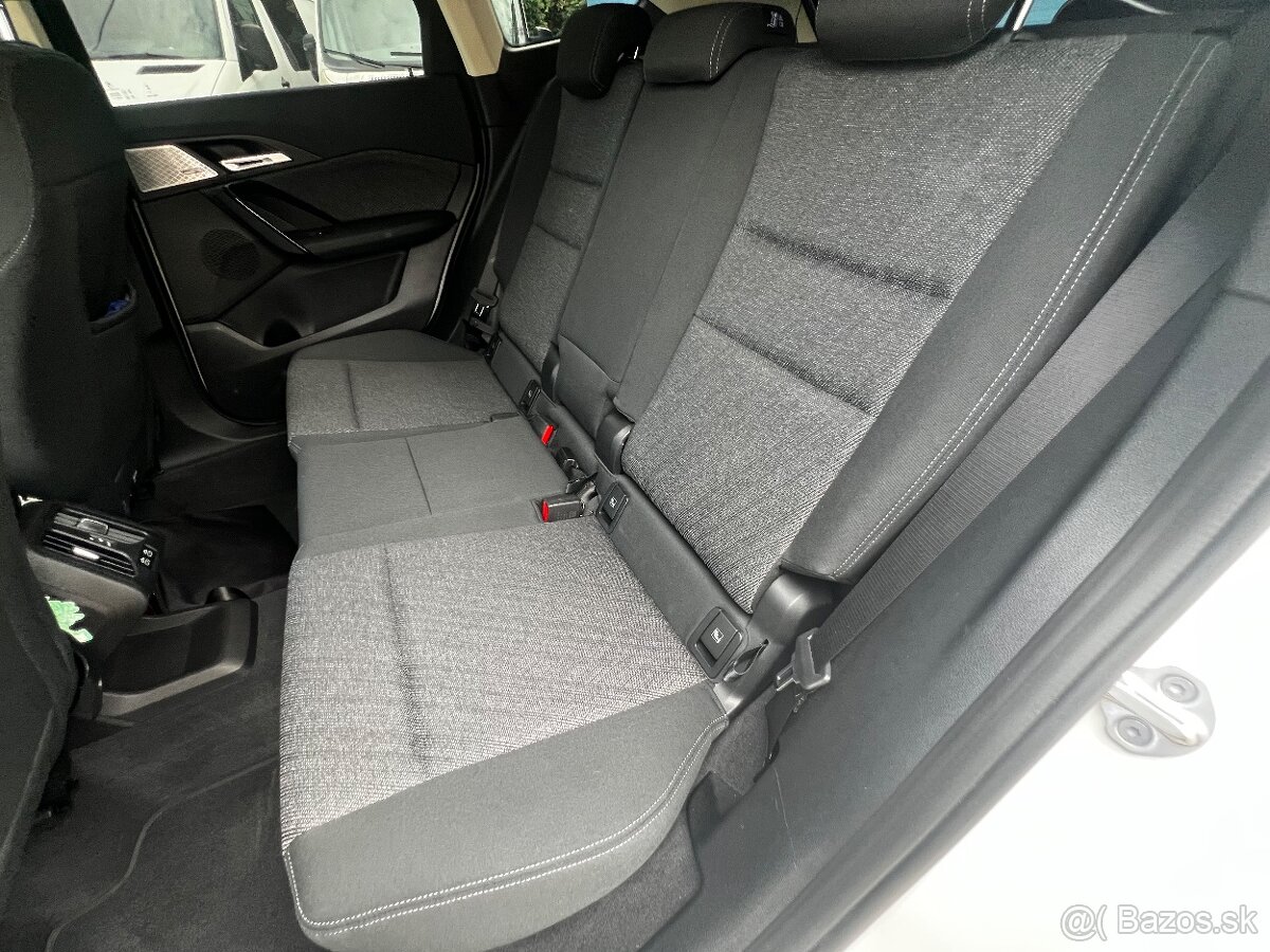 BMW X1 rok 2023 , v záruke - 16