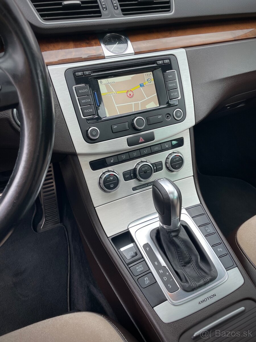 VW Passat Combi 2.0TDI DSG 4motion - Highline - 16