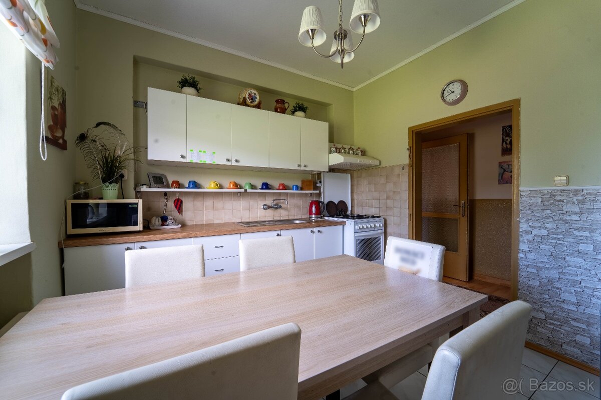 Na predaj rodinný dom s rozľahlým pozemkom 1788m2 MODRA - 16