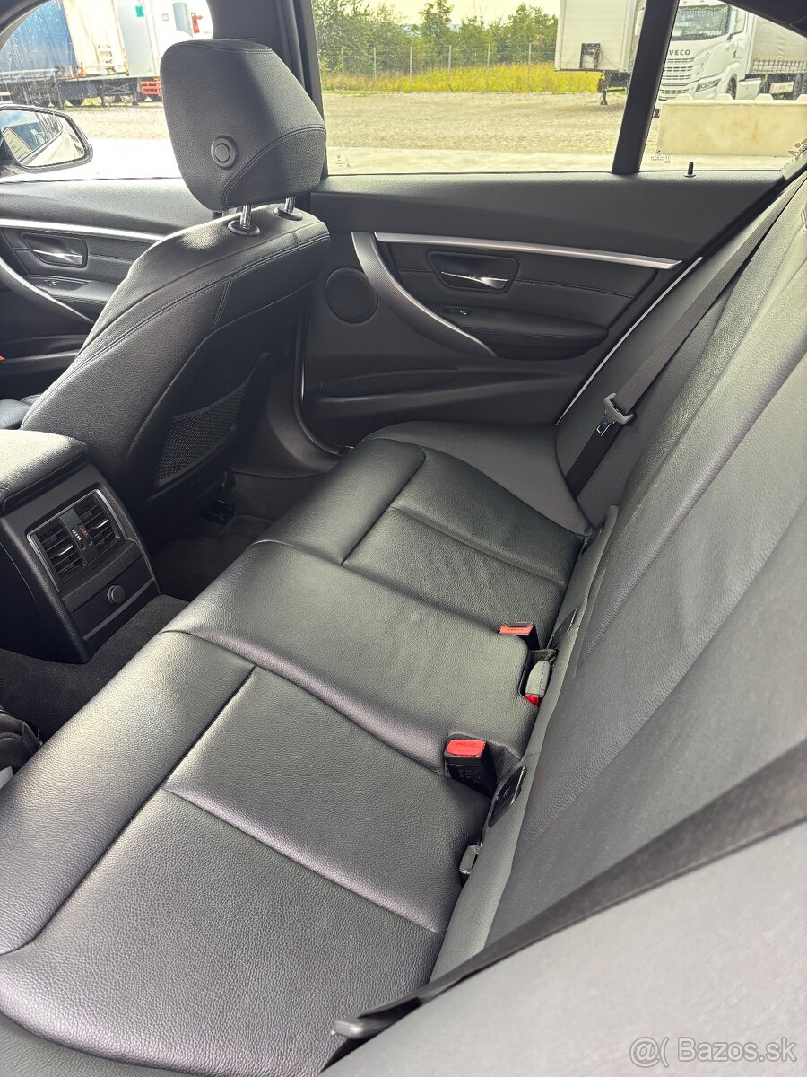 Bmw 320i f30 xdrive - 16