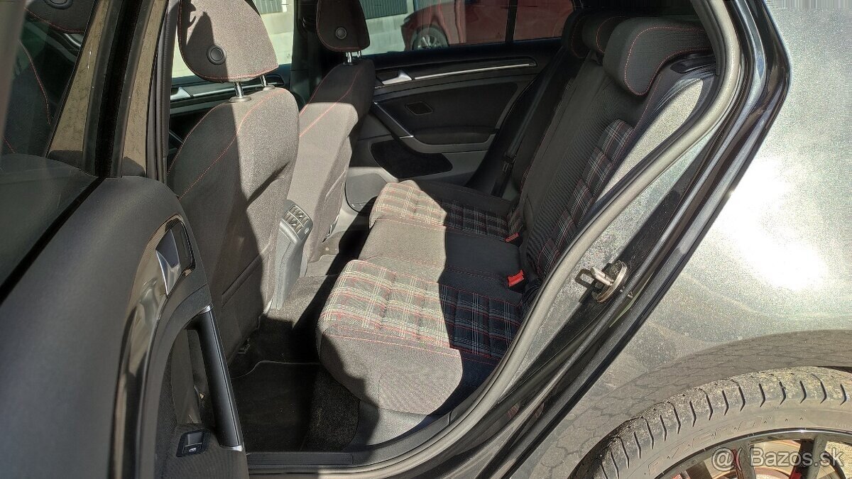 Volkswagen Golf 2.0 TSI BMT GTI Performance DSG - 16