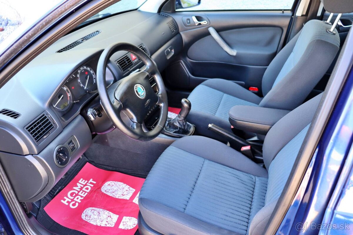 Škoda Octavia Combi 1.6i TOUR - 16