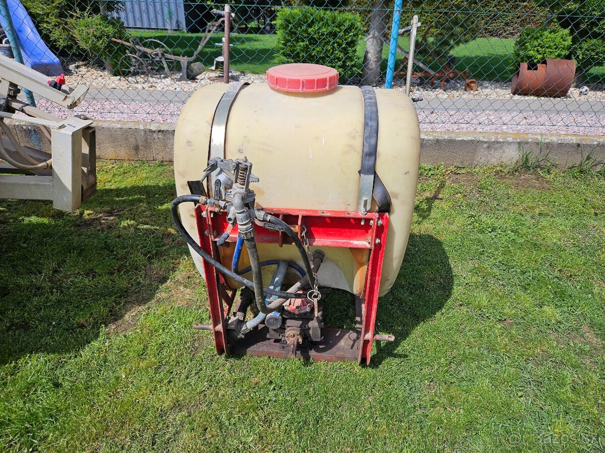 Rosič postrekovač - 16