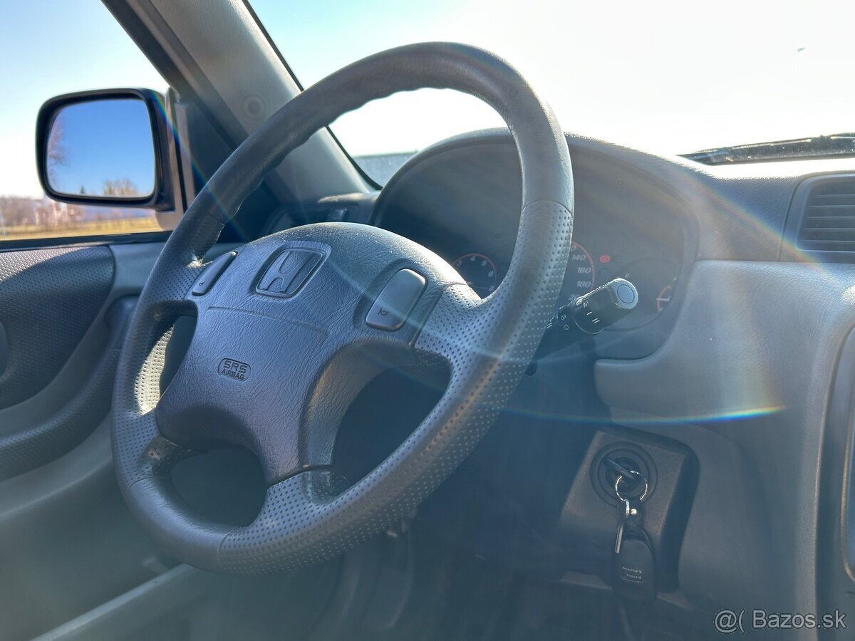 Honda CR-V 2.0i 108 kW 4x4 - 16