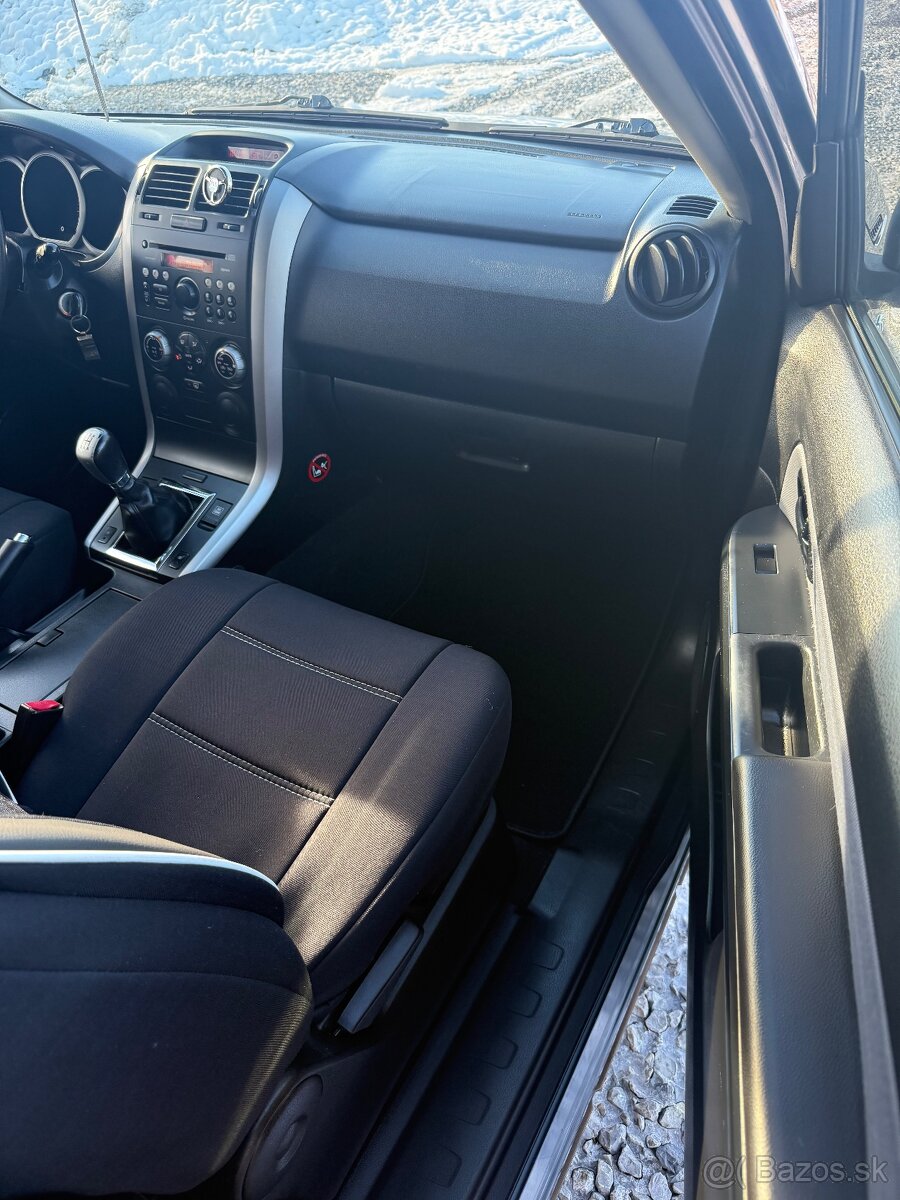 Suzuki Grand Vitara 1.6 VVT 4x4 benzin bez korozie - 16