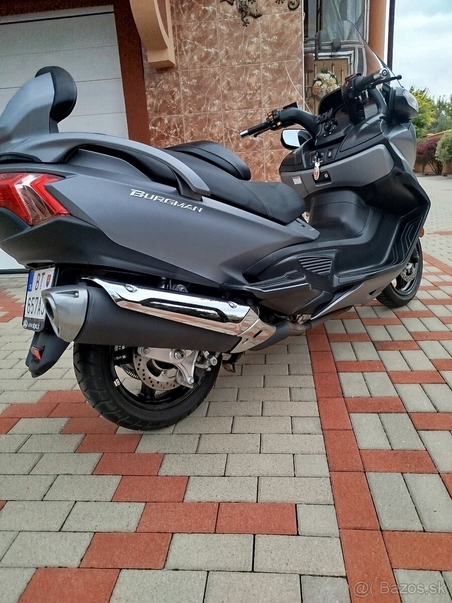 Suzuki Burgman 650 executive. - 16