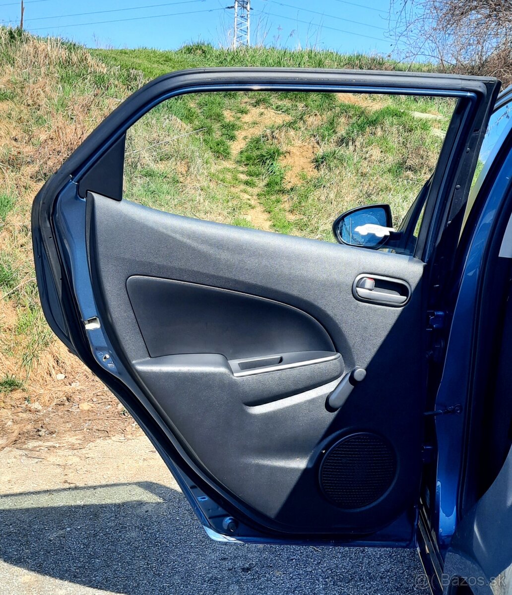 Predám Mazda 2 1.5 MZR TE A/T - 16