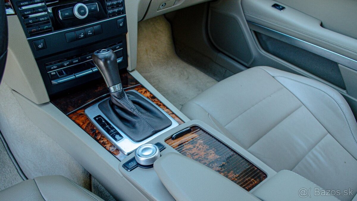 Mercedes-Benz E trieda Kupé 350 CGI Blue - 16