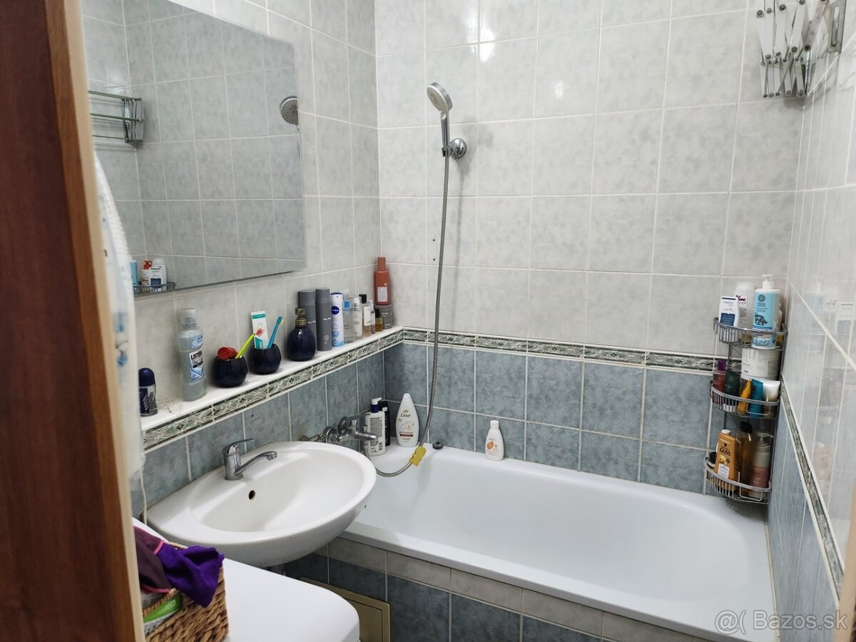 Predam 3-izbovy byt v Hlohovci - 16