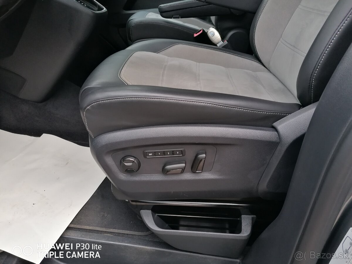 Predám Multivan 2.0 BiTDI 204k (150 kW) Highline 4Motion DSG - 16