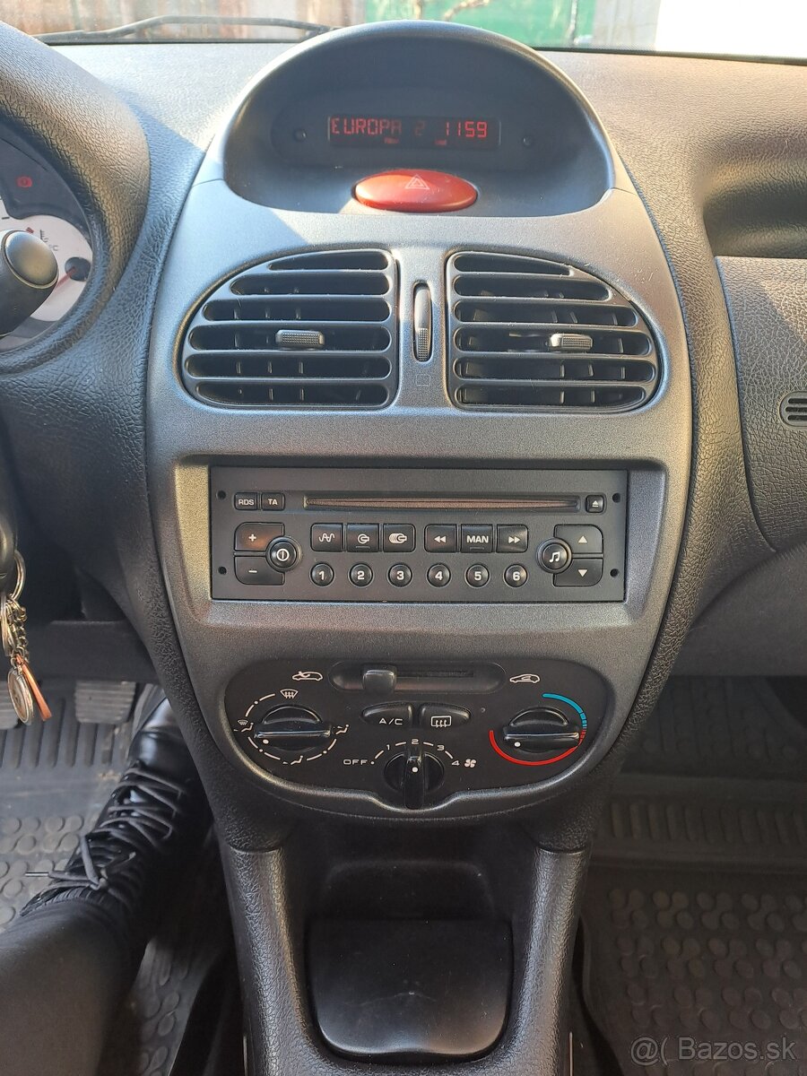 Predám Peugeot 206 1,4 hdi 2004 - 16