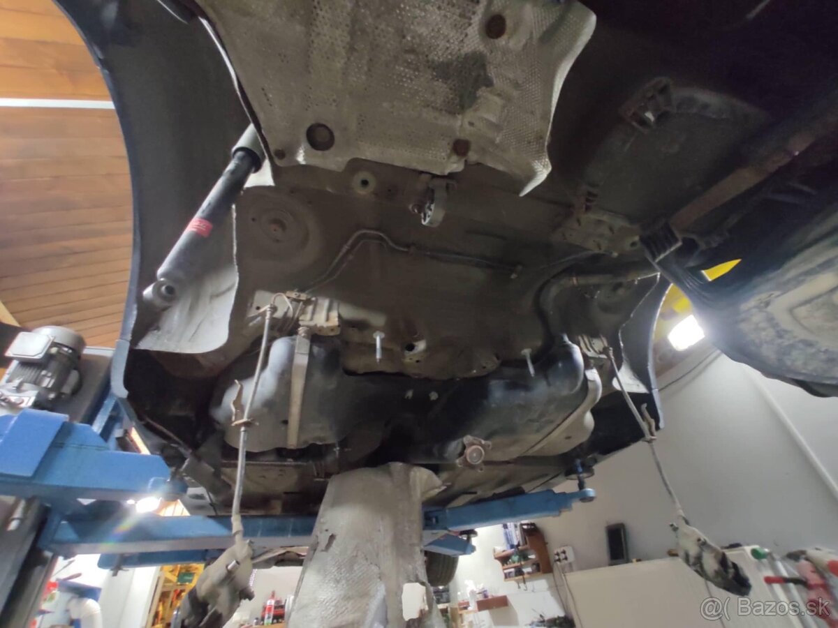 BMW 325 ti e46 2.5 benzín (141kW) TOP - 16