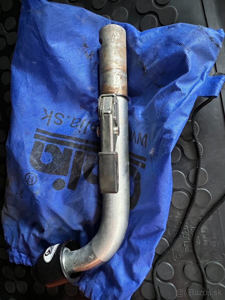 Peugeot 2008 1.2 PureTech AUTOMAT LITÁ KOLA NAVI TAŽNÉ ZAŘ. - 16