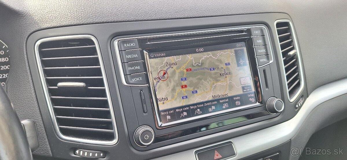 Volkswagen Sharan 2.0 TDI 7-miestny - 16