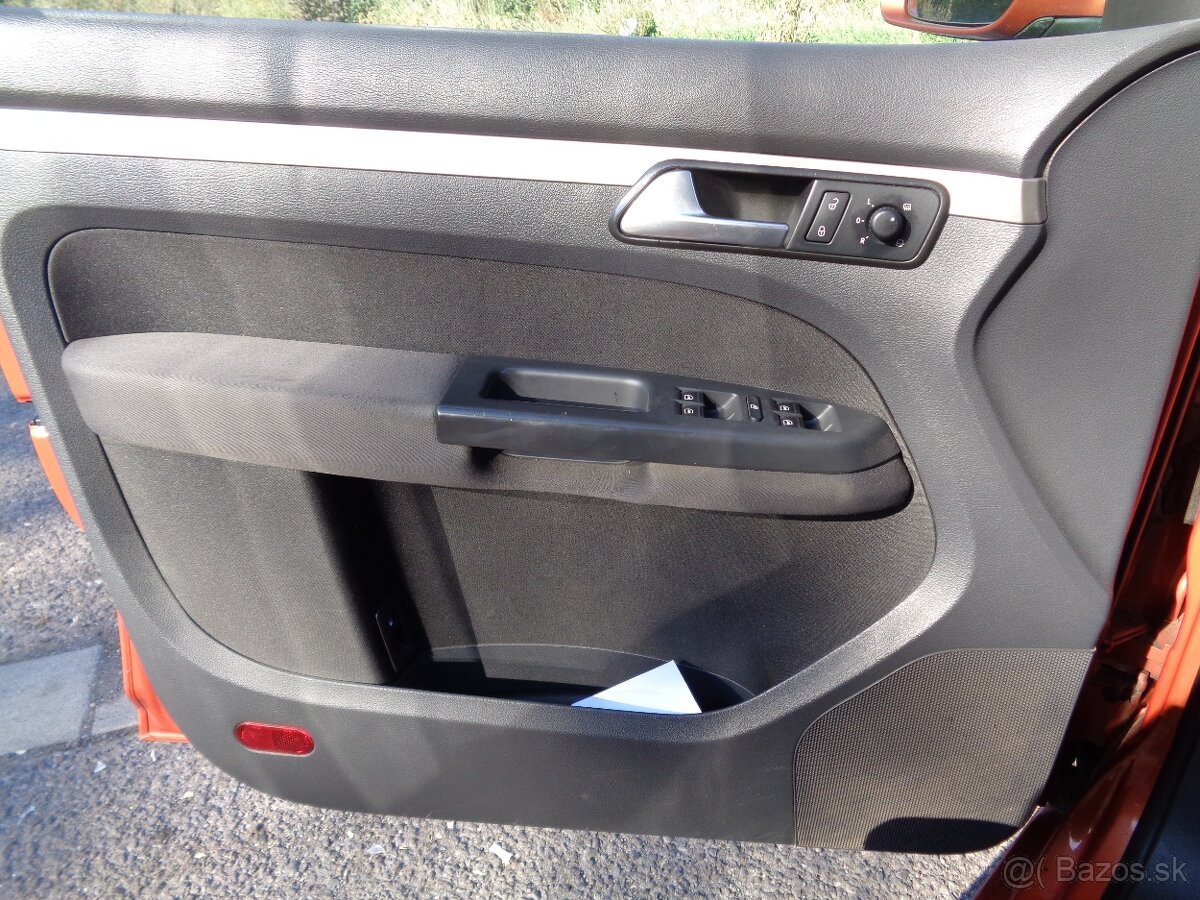 Volkswagen Touran 14.TSI Trend - 16