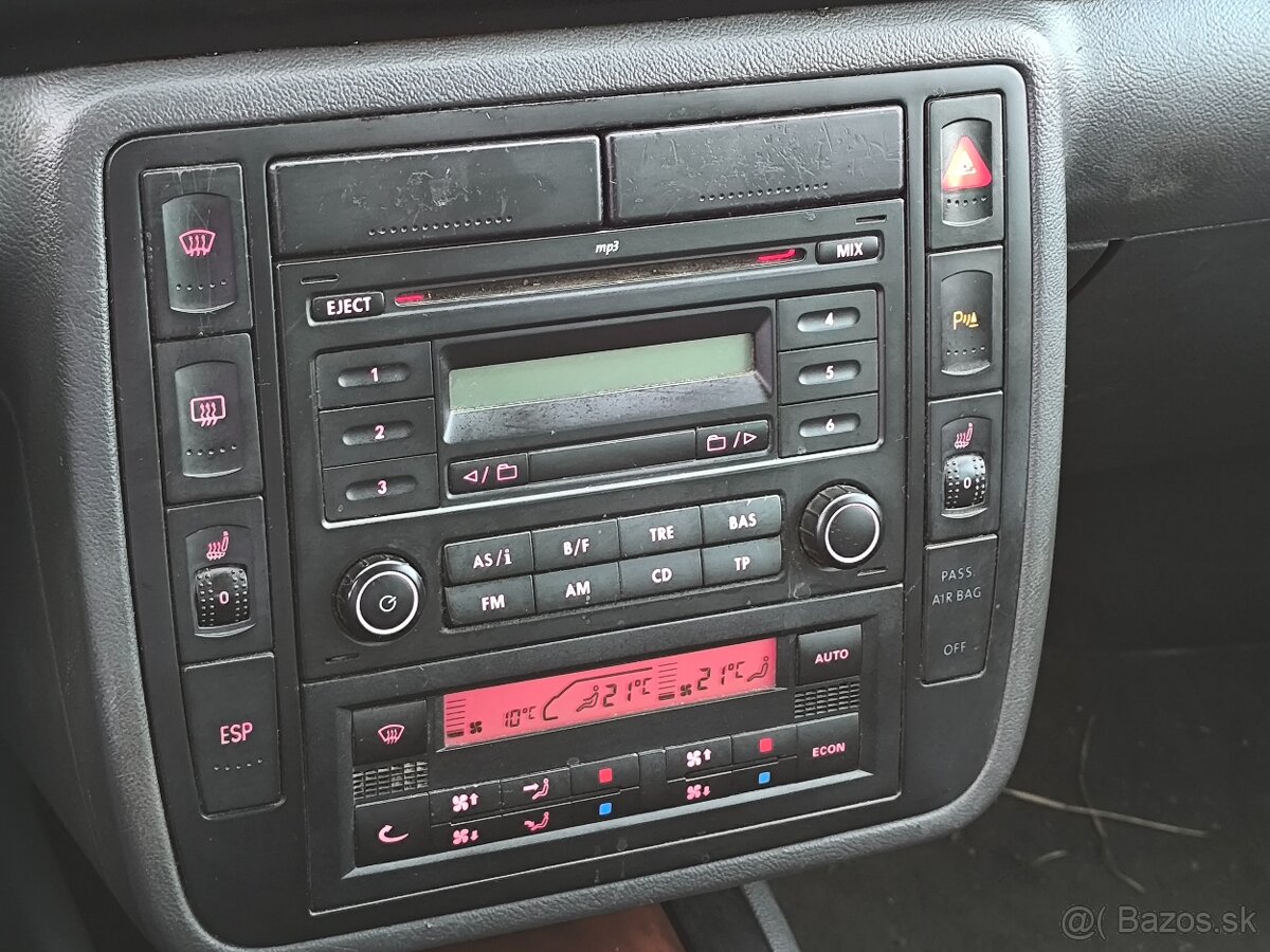 Seat Alhambra 2.0 TDi Reference _ 7 miest - 16