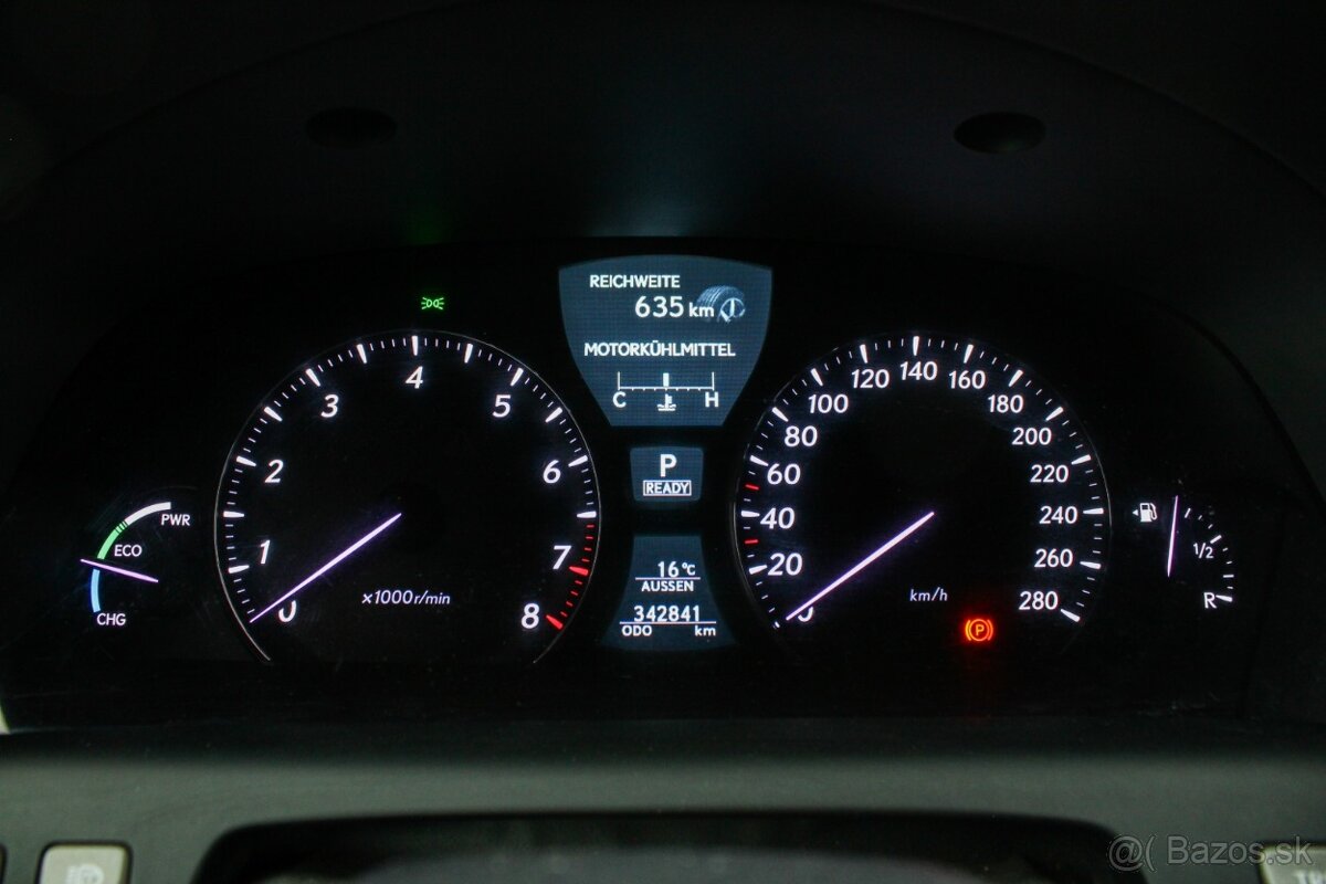 Lexus LS 600h 5.0 V8 Hybrid - 16