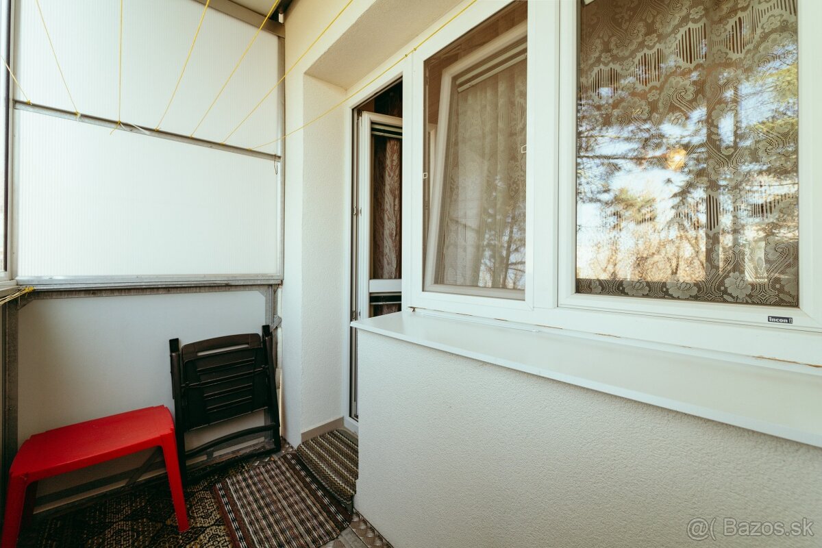 PRIESTRANNÝ 2i BYT S LOGGIOU A DVOMA PIVNICAMI - 16