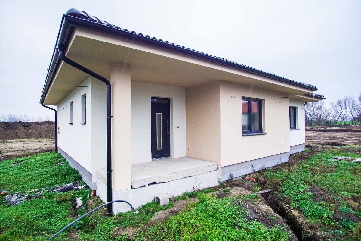 4-izbová novostavba rodinného domu s terasou, Nesvady, 540m2 - 16