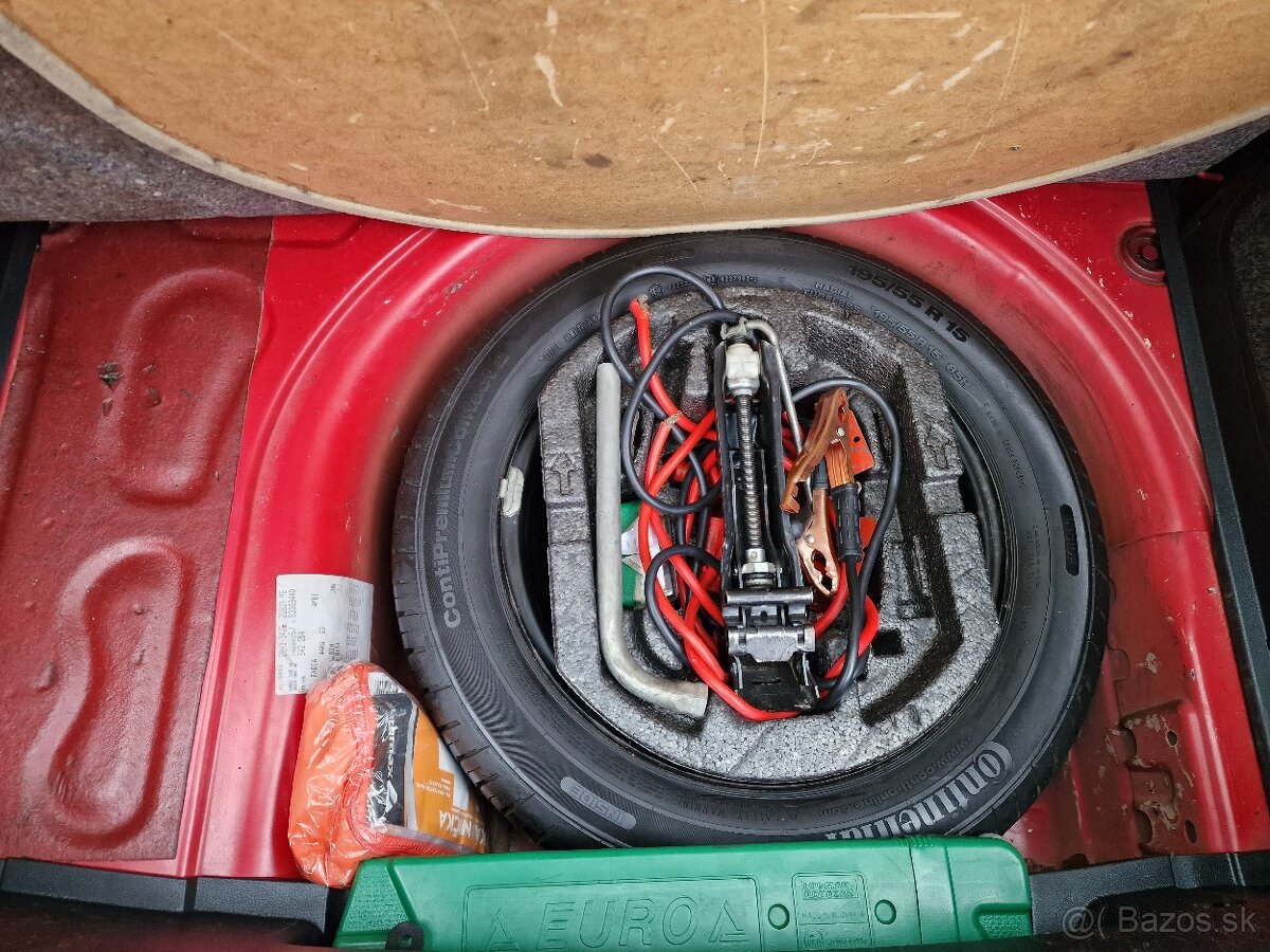 Škoda Fabia II 1.2 HTP 60k Ambiente ICE M5 (benzín) - 16