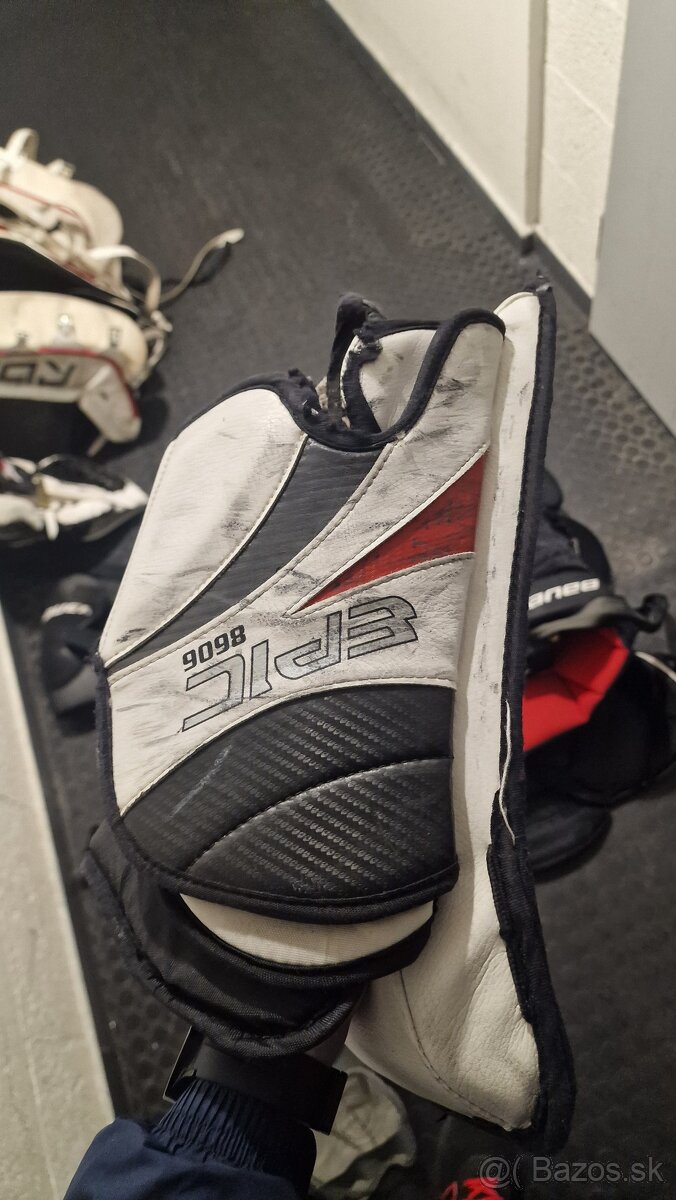 Brankárska výstroj - 16