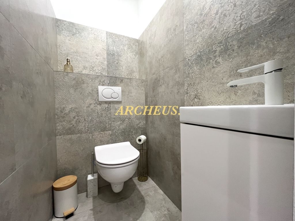 NÁJOM - 3 IZBOVÝ BYT S PARKOVANÍM, HURBANOVA BARDEJOV - 16