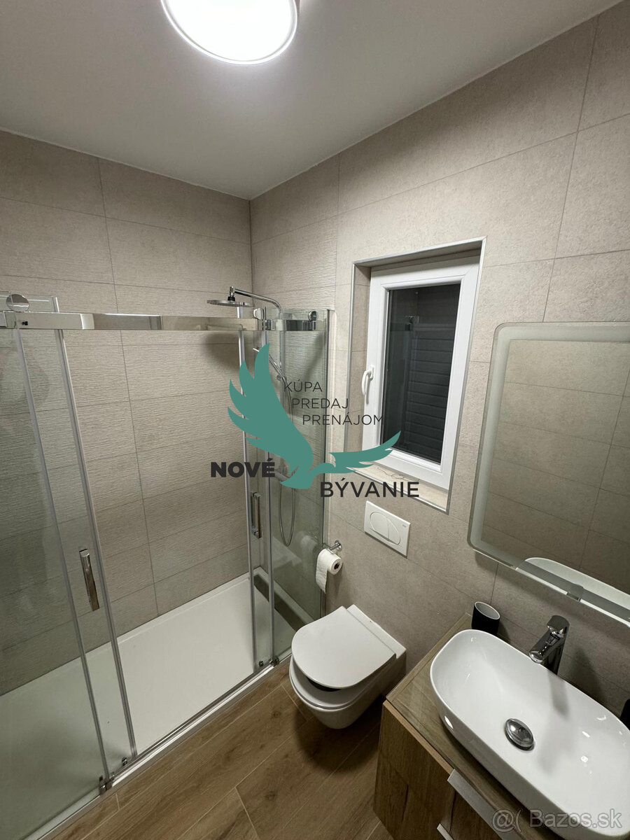 Chorvátsko EXKLUZÍVNE KAMENNÝ DOM S BAZÉNOM LEN 300M OD MOR - 16