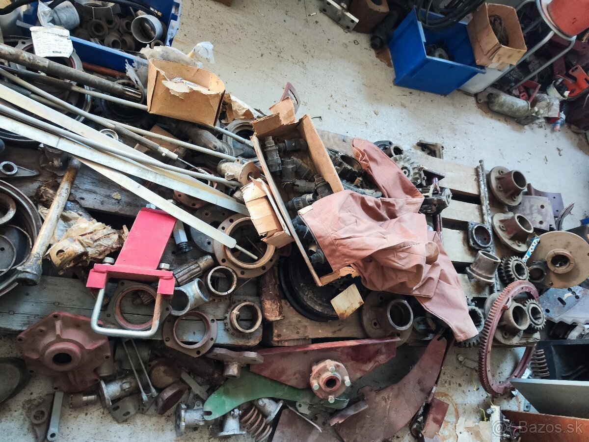 Náhradné diely - 16