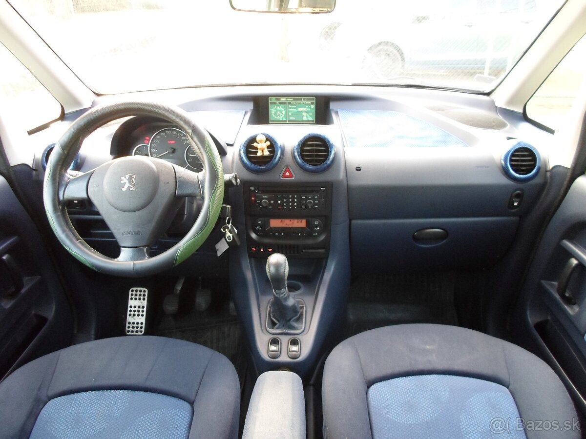 Peugeot 1007 1.4 HDi Trendy - 16