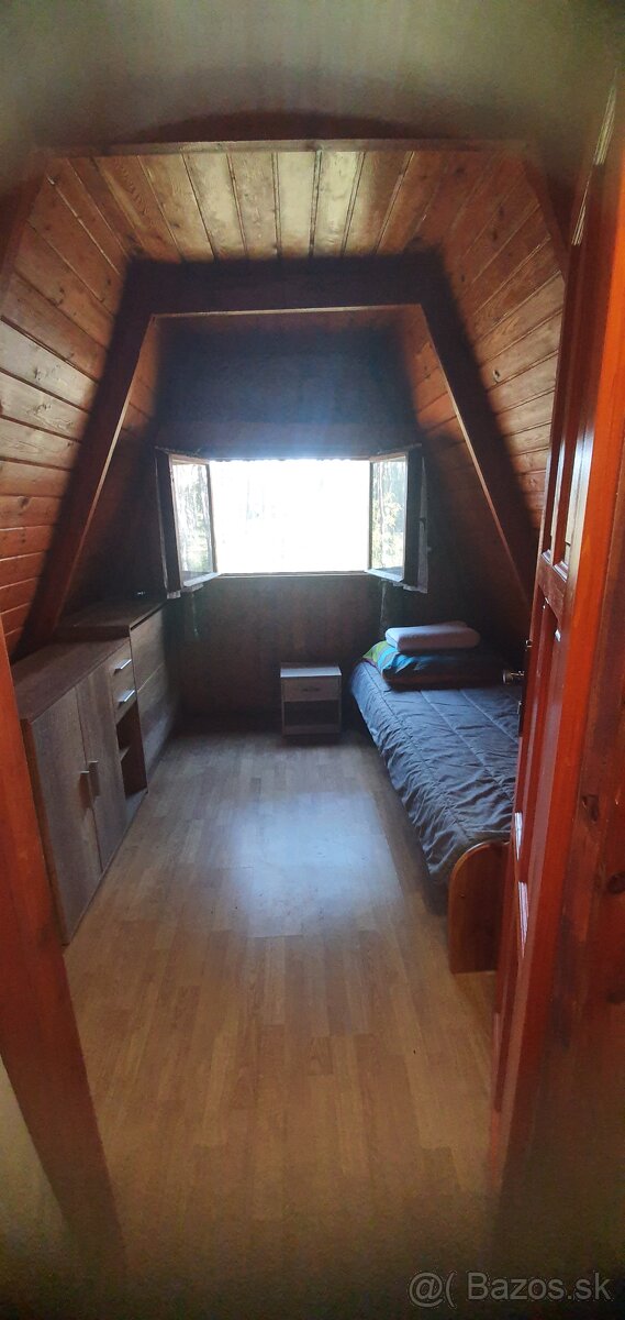 Na predaj rekreačná trojpodlažná chata - 16