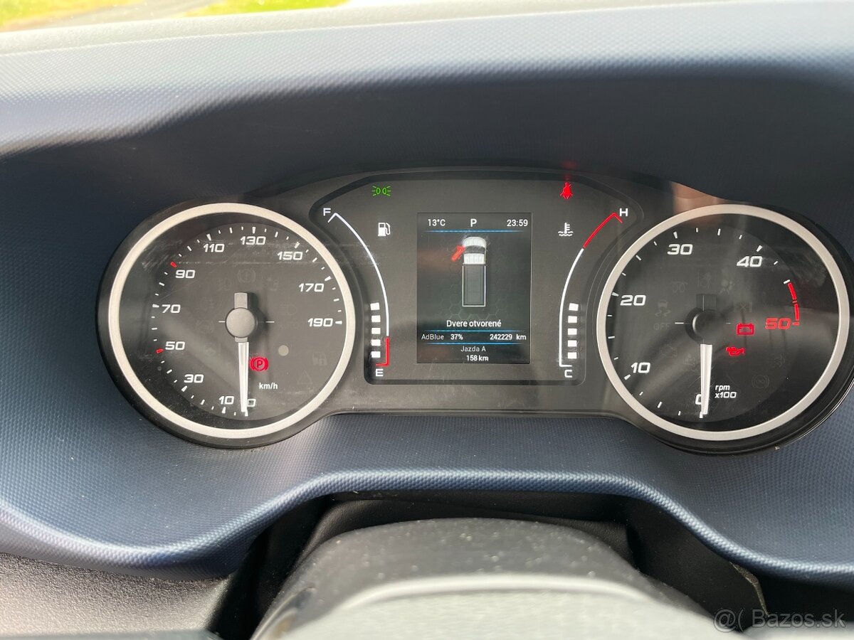 Iveco DAILY 3,0 automat, rok 2019 hydr.čelo 10 pal. - 16